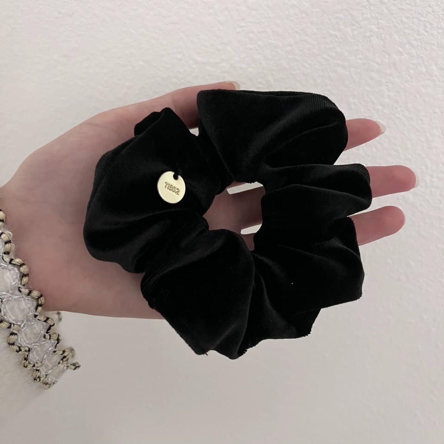 Scrunchies for Hair Black Velvet Red Hairties Girls for Daliy Ponyhair Hairstyle Hair Accessories Headwear Women Gifts
