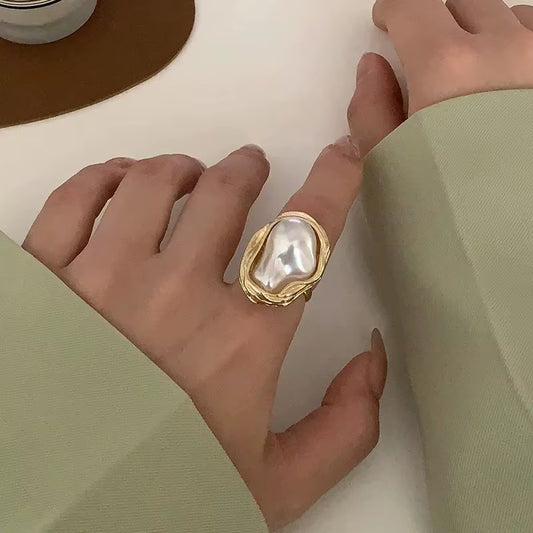 Women Irregular Shape Metal Ring with Imitation Pearl Gold Plating Geometric Finger Ring Ins Style Simple Design Women Jewelry