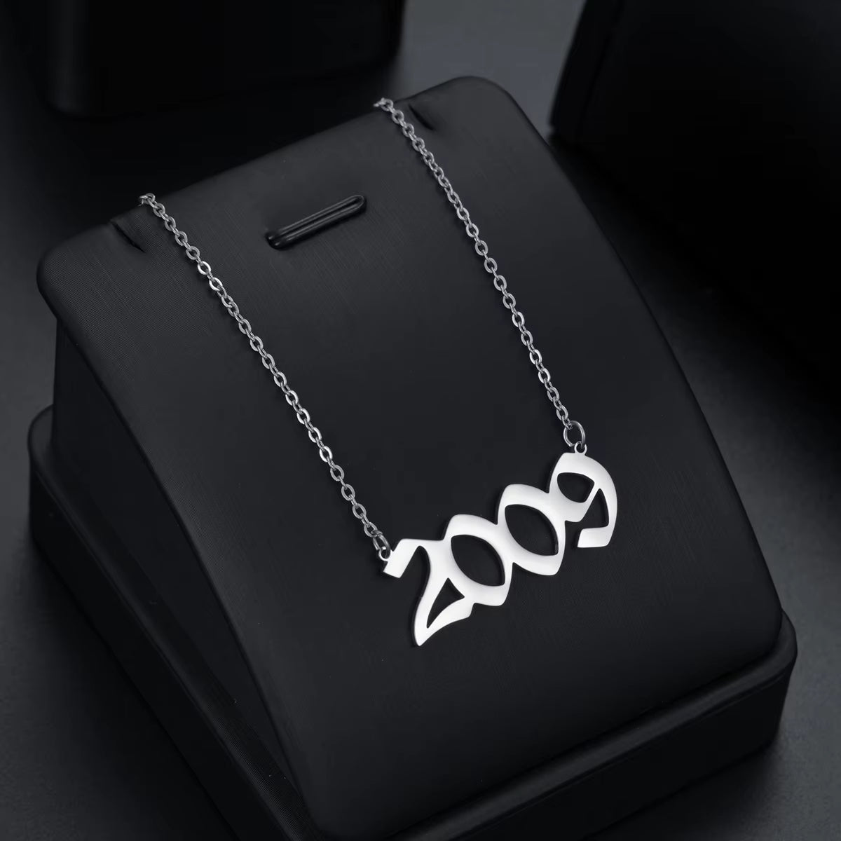 Stainless Steel Trendy Charm Year Number Necklaces for Women Birth Special Date 1982 1989 2000 Birthday Gift from 1980 to 2023