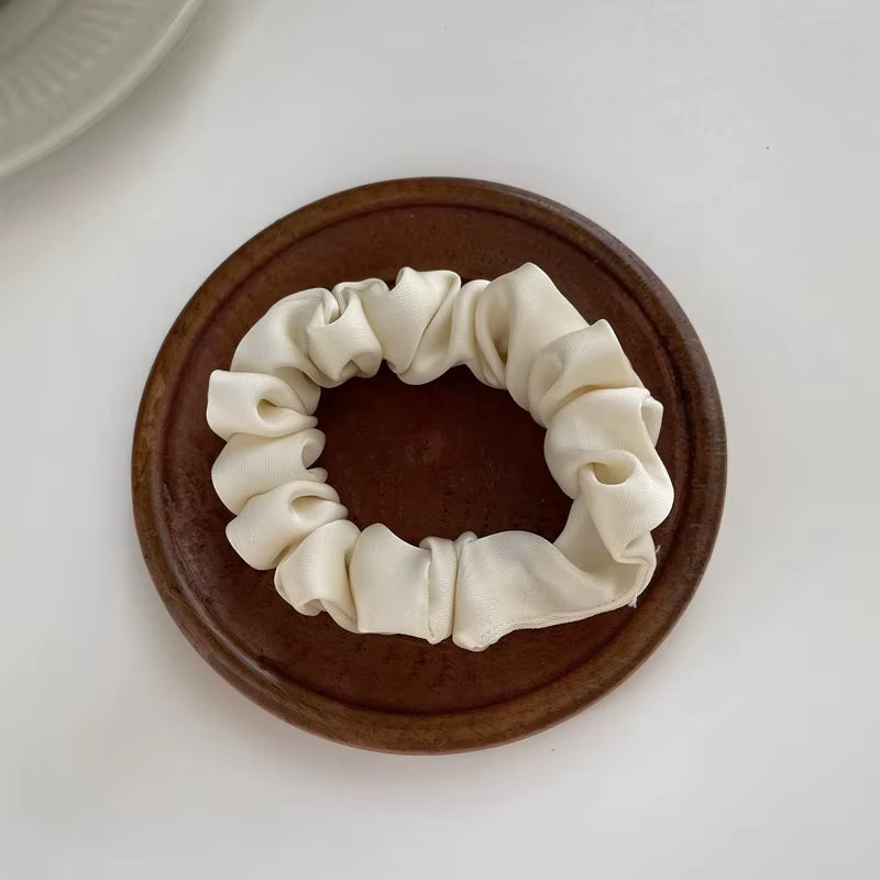 Oversize Satin Scrunchies Elastic Hair Ties Women Girls Big Silk Hair Bands Ponytail Holder Hair Rubber Bands Hair Accessories