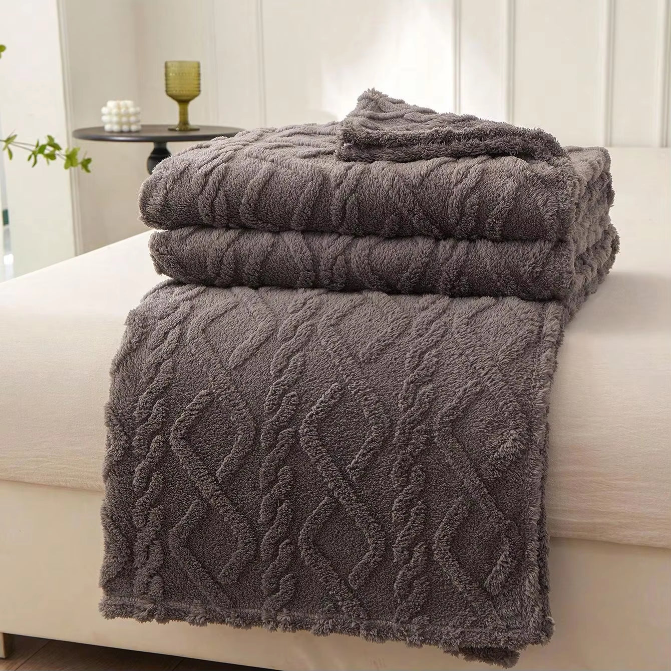 1Pc Single-Layer Coral Fleece Blanket, Lightweight & Multi-Purpose Blanket Bed Cover,For Living Room Sofa Cover, Nap Blanket