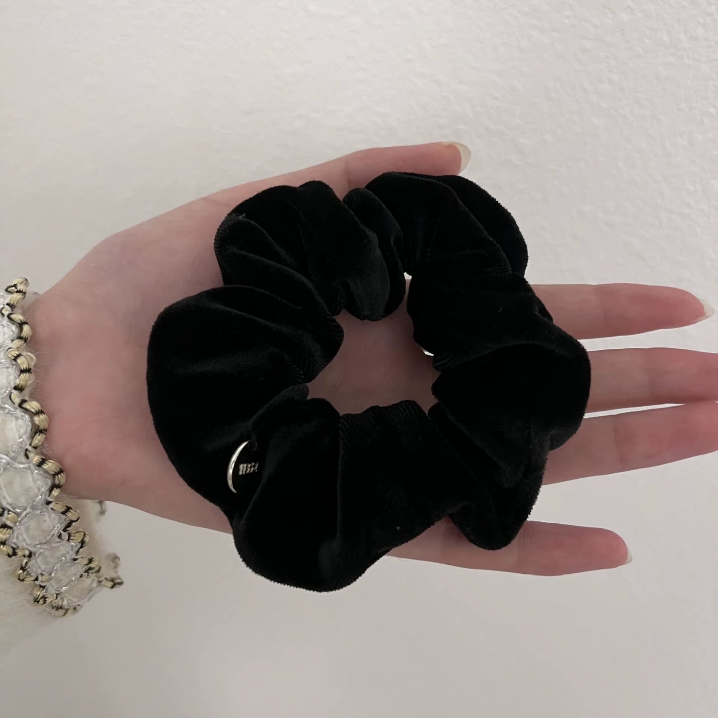 Scrunchies for Hair Black Velvet Red Hairties Girls for Daliy Ponyhair Hairstyle Hair Accessories Headwear Women Gifts