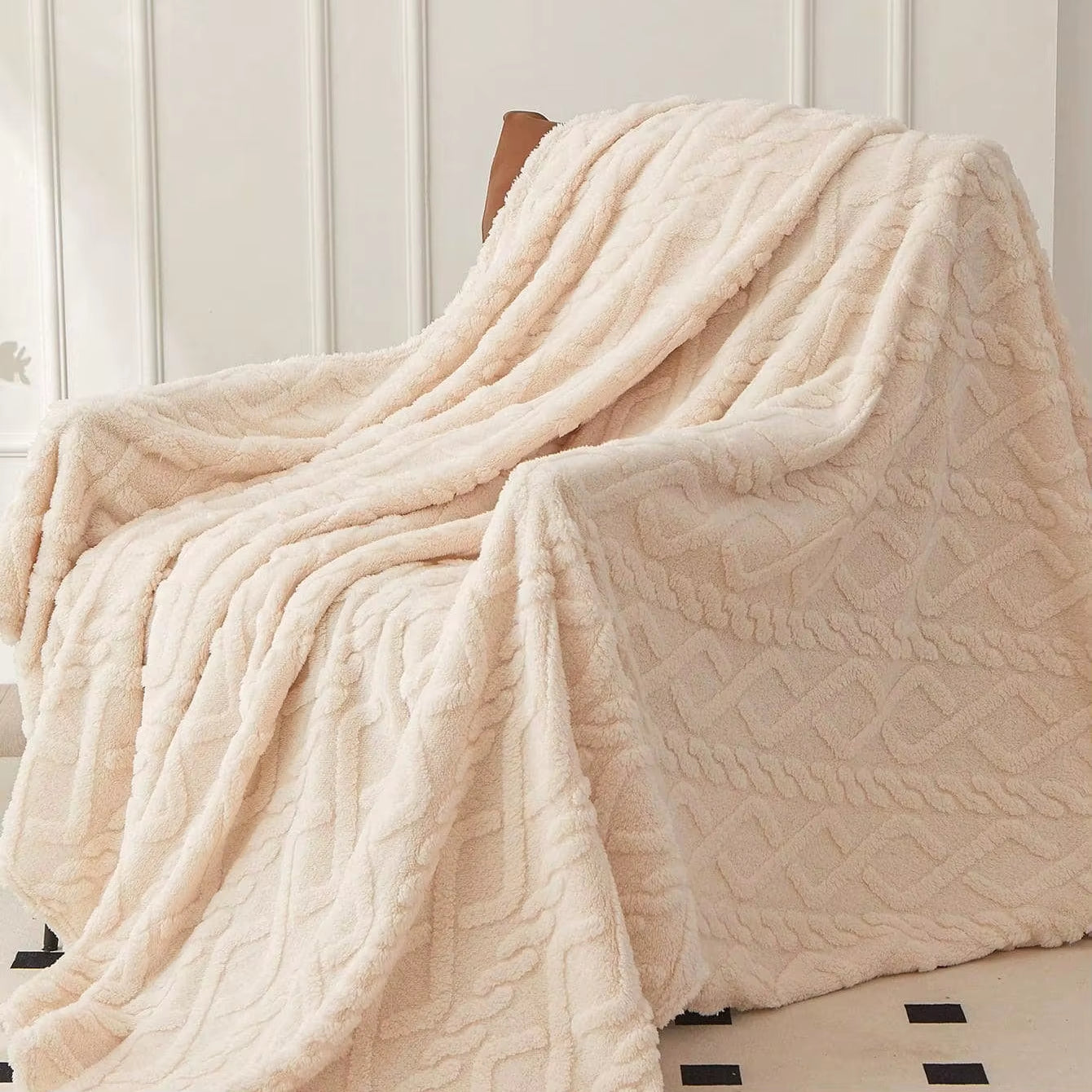 1Pc Single-Layer Coral Fleece Blanket, Lightweight & Multi-Purpose Blanket Bed Cover,For Living Room Sofa Cover, Nap Blanket