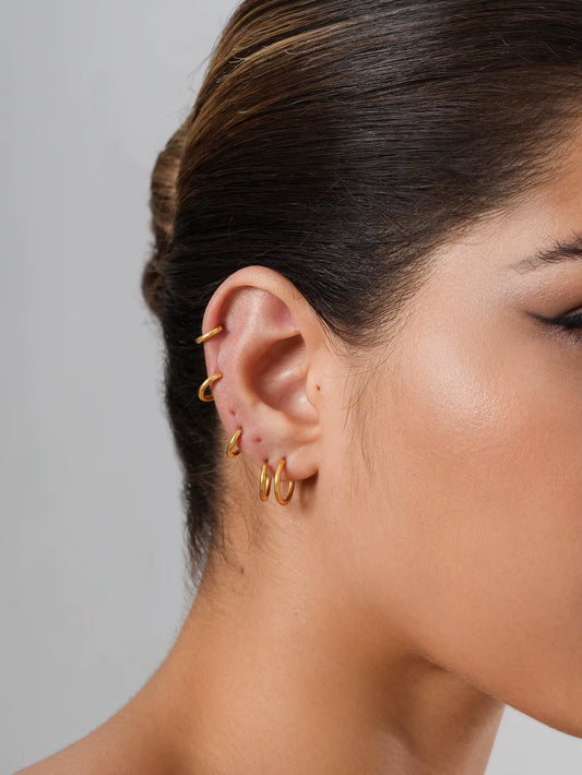 5 Pairs Small Hoop Earrings for Women: 18K Gold Plated Surgical Stainless Steel Huggie Hoop Earrings for Cartilage Helix Tragus
